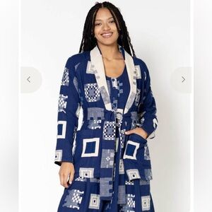 Ace&Jig Ryan Robe Mediterranean Sand Dollar Size Medium